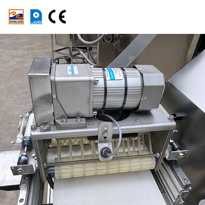 خط تولید رول تخم مرغ کنترل شده توسط PLC 1.5KW رول وافل خودکار برای ماشین پخت